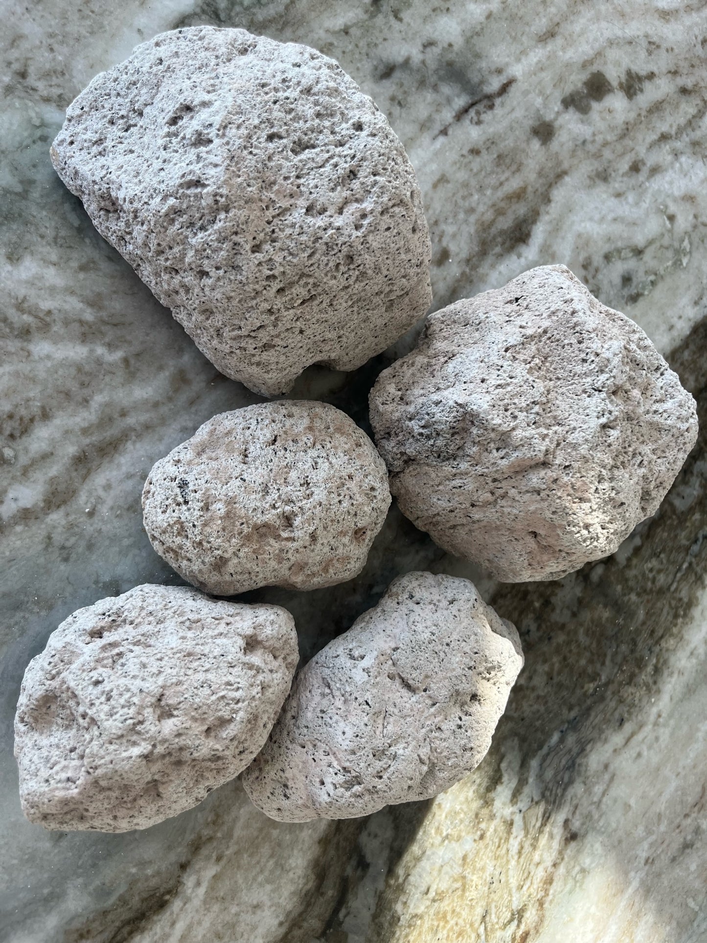 Peruvian white Pumice Rock (1 pound)